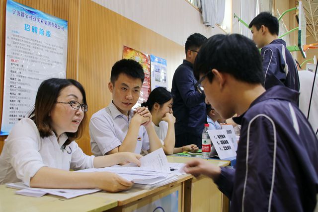 学会计的职高(学会计职高专业学的是什么内容)